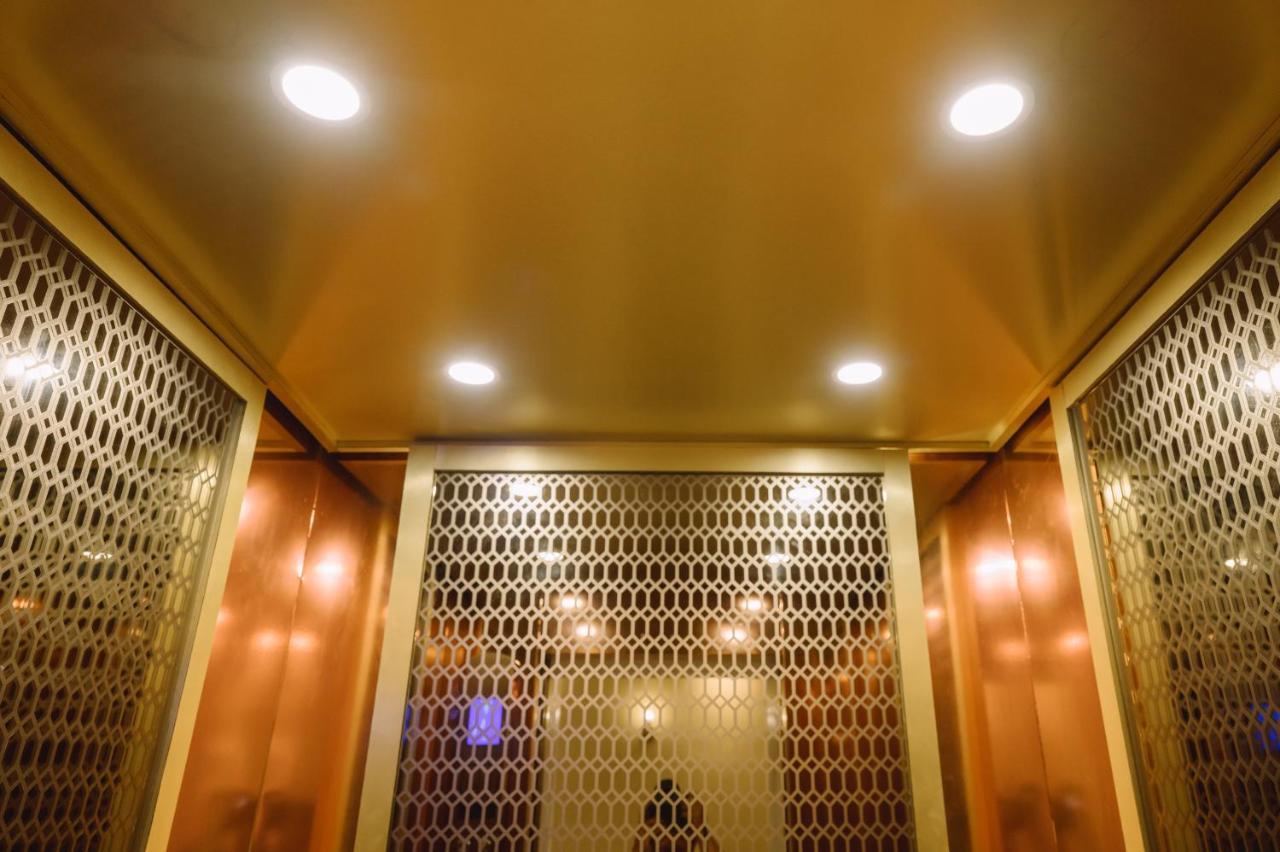 The Cape Hotel Удон Тани Екстериор снимка