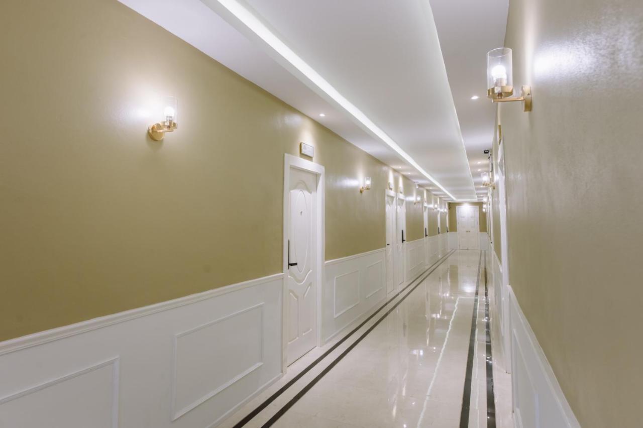 The Cape Hotel Удон Тани Екстериор снимка