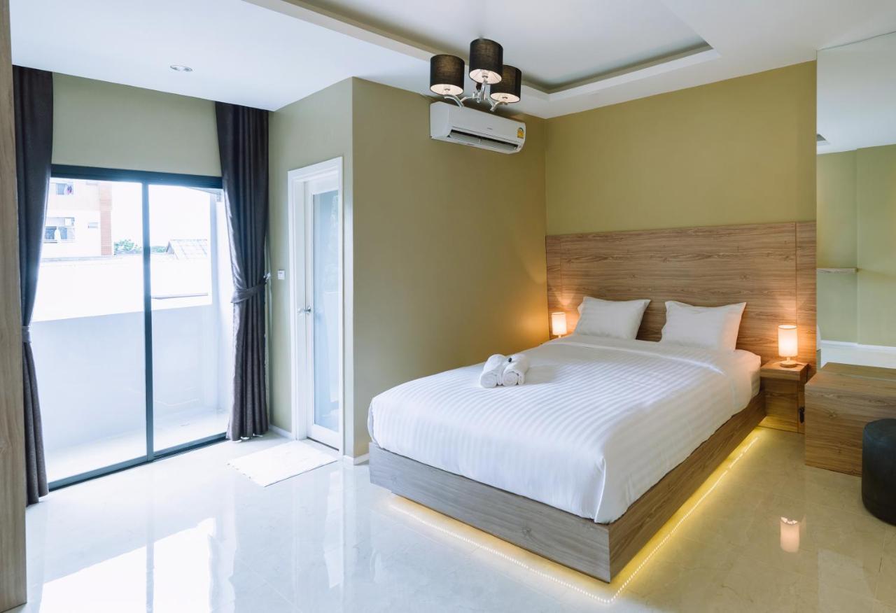 The Cape Hotel Удон Тани Екстериор снимка